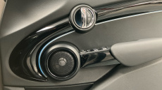 MINI Hatchback 1.5 Cooper Classic 5dr Auto Petrol Hatchback